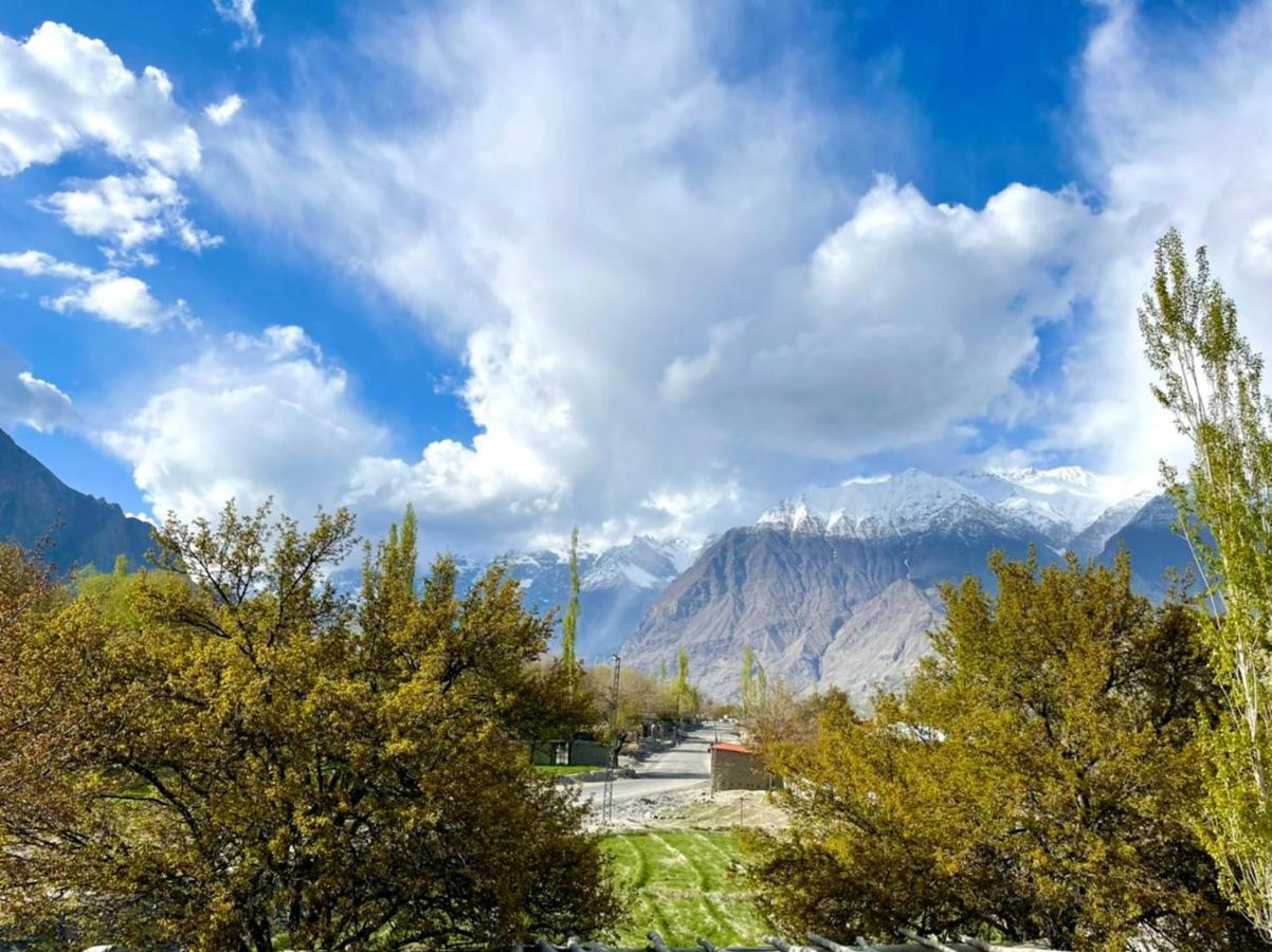 Indus View Hotel Skardu Exterior foto